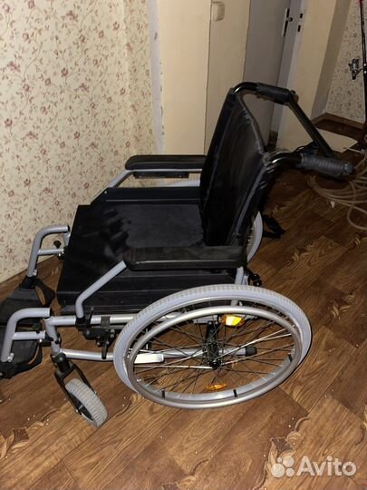 Коляска инвалидная