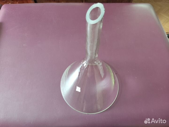 Воронка стеклянная лабораторная