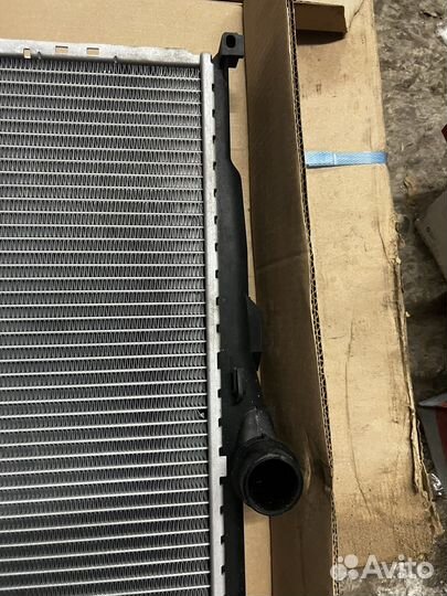 Радиатор системы охлаждения BMW 3 (E46) МКПП