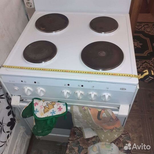 Продам электрическую плиту