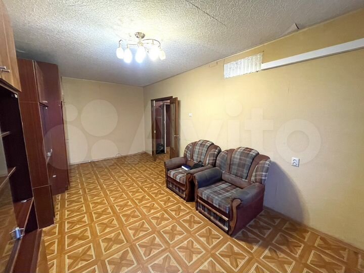 2-к. квартира, 50 м², 9/10 эт.