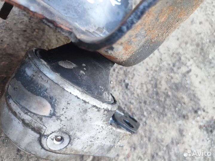 Подушка двигателя ford focus 1 1.6 мотор