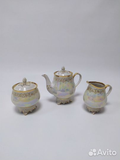 Предметы чайного сервиза 
