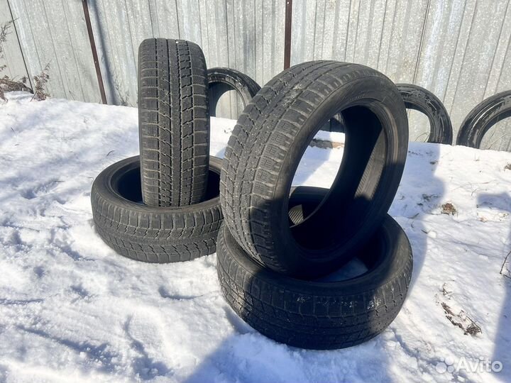 Toyo Observe GSi-5 235/50 R19 99Q