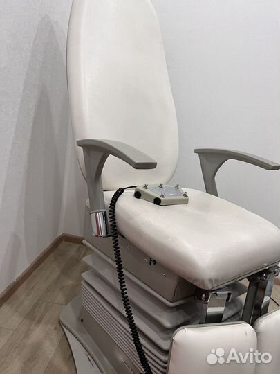Педикюрное кресло с электроприводом