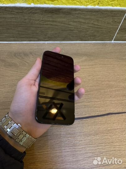 iPhone 15 Pro, 128 ГБ