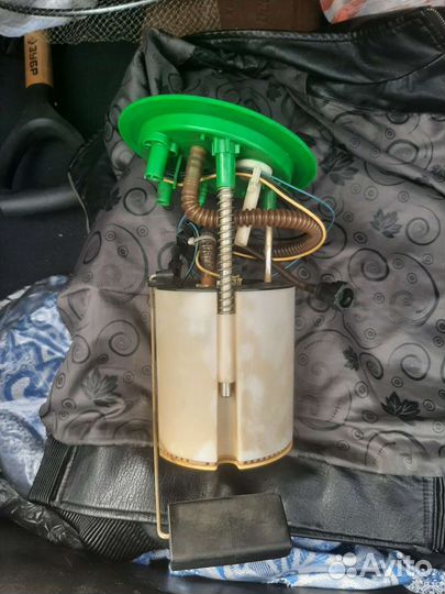 Бензонасос ауди а6 с6 3.2 кватро 2006год