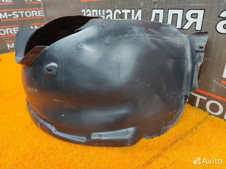 Подкрылок передний левый Volkswagen Touareg 7L BMV