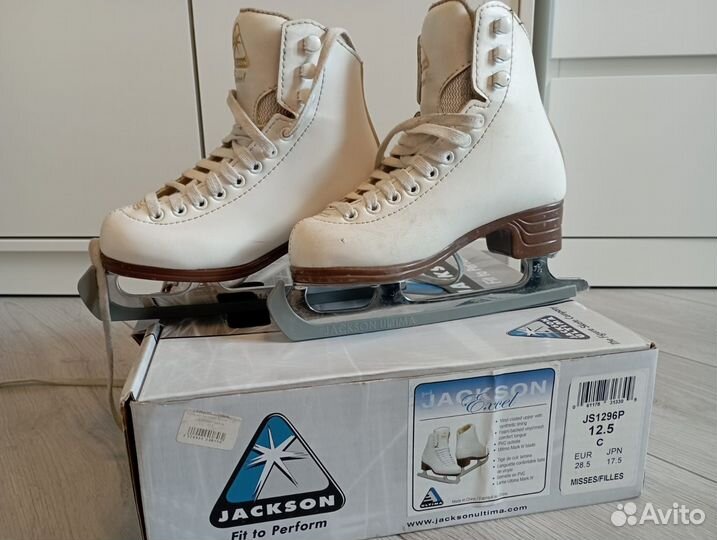 Коньки для фигурного катания профессиональные