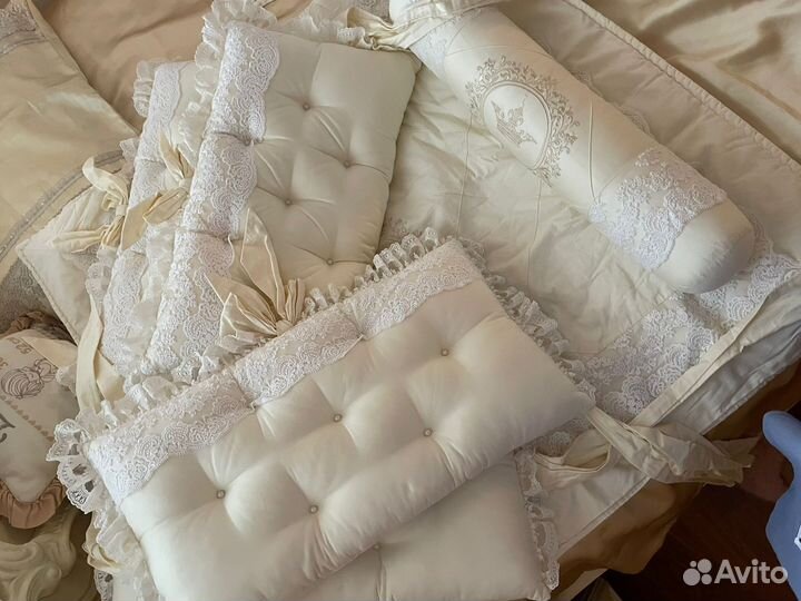 Бортики в кроватку