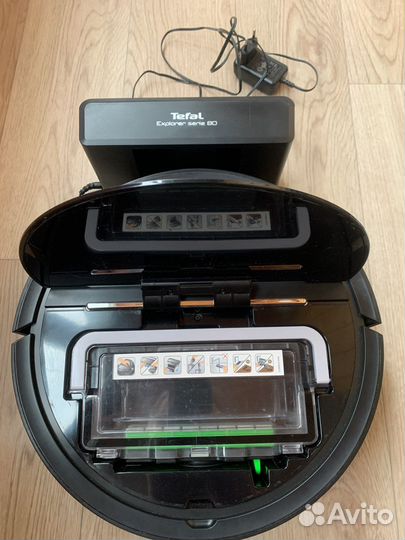 Робот пылесос Tefal с влажной уборкой