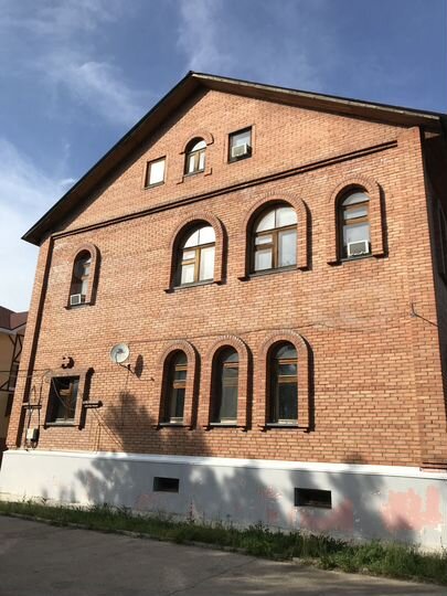 Дом 455 м² на участке 15 сот.