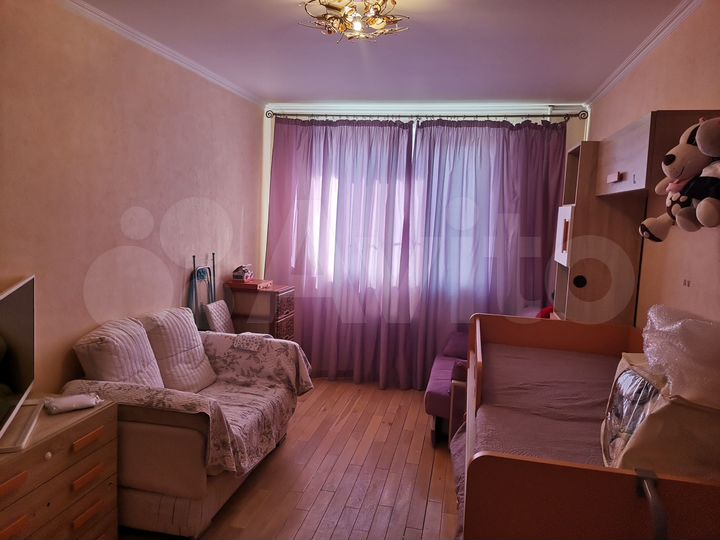 2-к. квартира, 65 м², 9/17 эт.