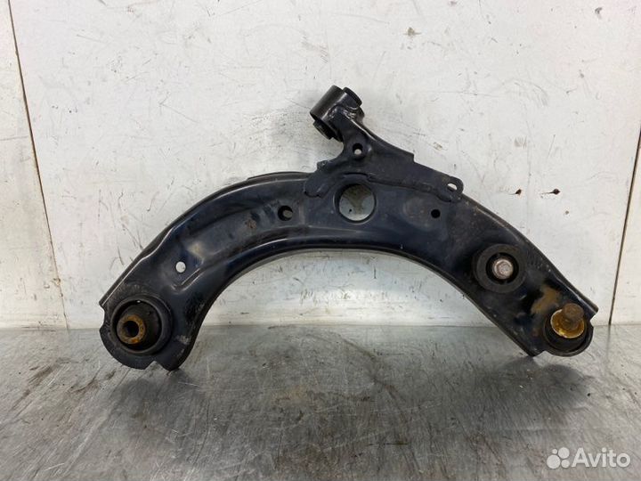 Рычаг подвески передний правый Mazda Mazda3 BP PE