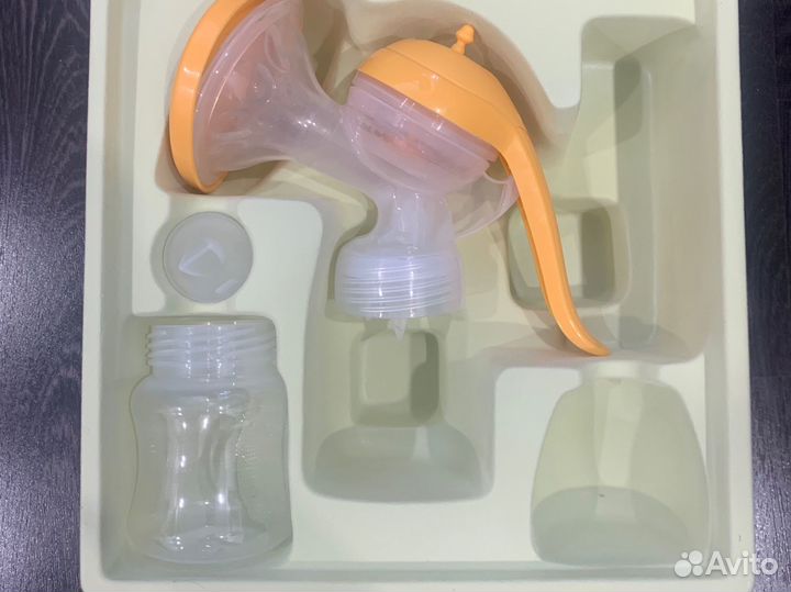 Молокоотсос ручной maman