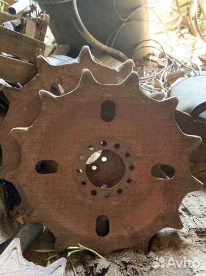 Звездочка дт-75Б