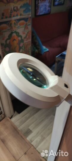 Лампа лупа для косметолога