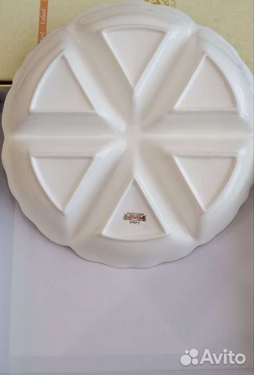 Менажница фарфоровая