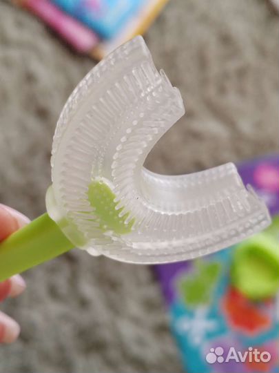 Зубная щётка детская