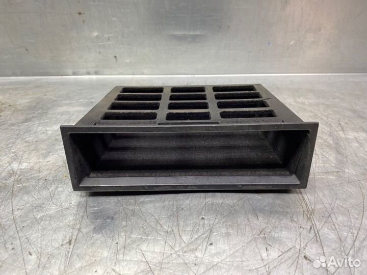 Ящик передней консоли Volkswagen Bora 1997-2005