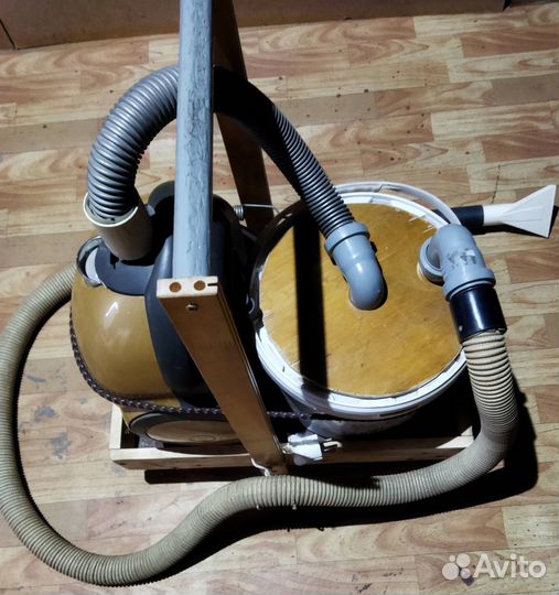Пылесос с циклоном