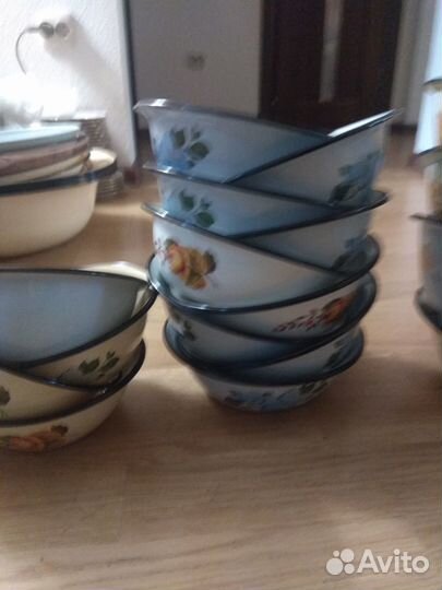 Миски эмалированные разных размеров СССР