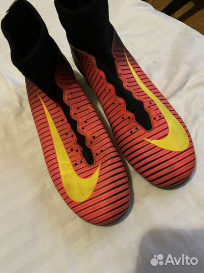 Бутсы Nike