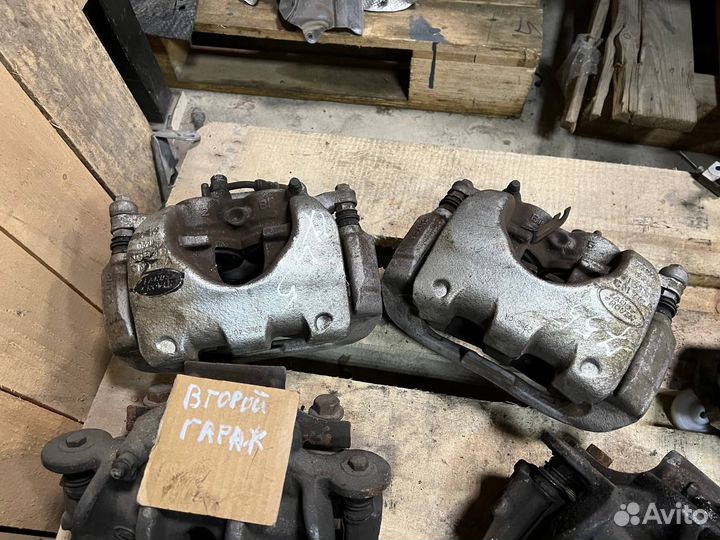 Суппорт передний Range Rover 2013-2020