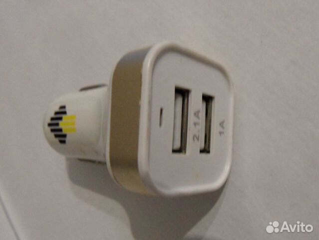 Автомобильное зарядное устройство USB