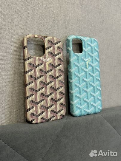 Цветной чехол для iPhone Goyard