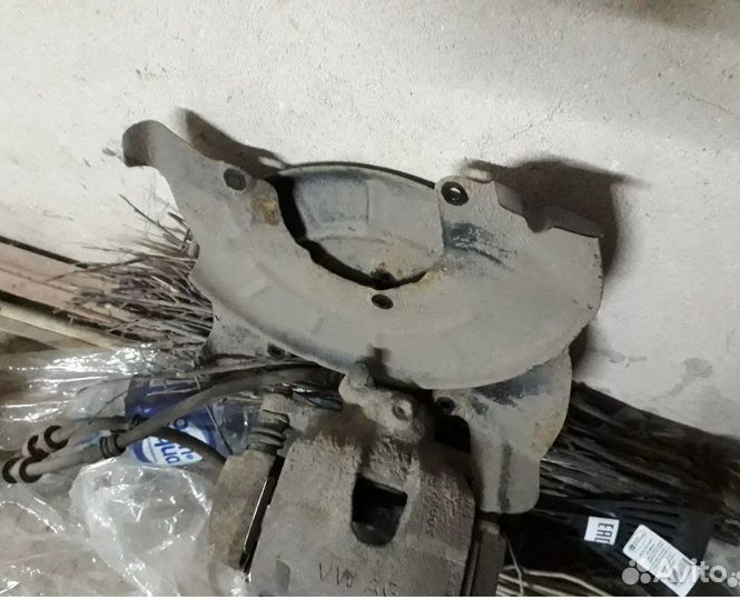 Передние суппорты Skoda Fabia 2