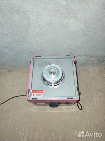 Аппарат для сахарной ваты Hurakan HKN-C2