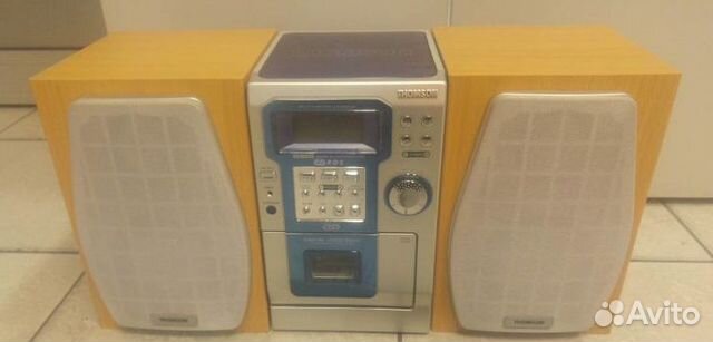 Музыкальный центр thomson 1280 с AUX входом