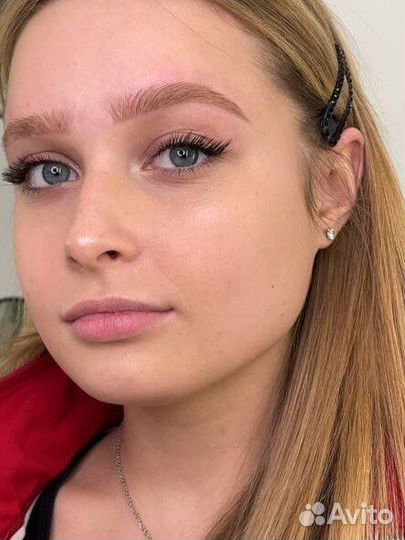 Мастер бровист