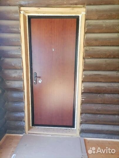 Двери входные металлические новые