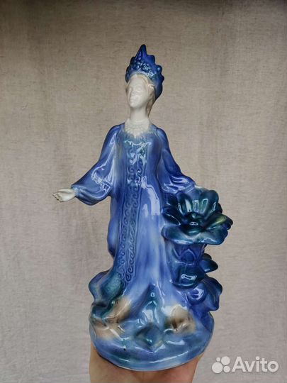 Хозяйка медной горы, фарфор, Гжель