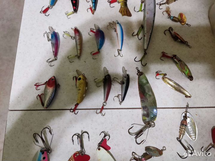 Блесна,воблеры,вертушки,силикон 30 шт