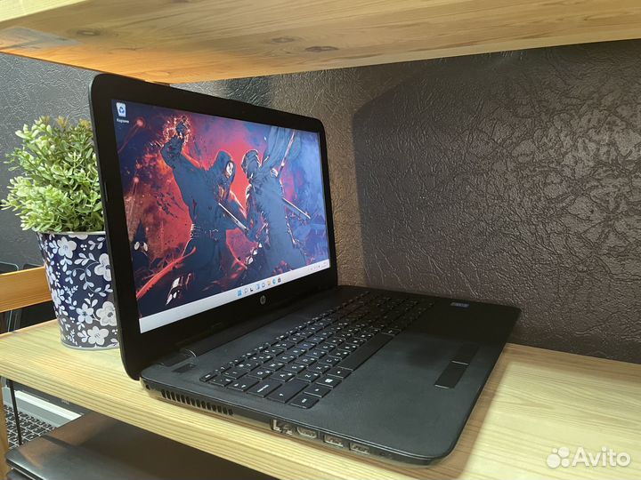 Ноутбук HP / Intel 4 ядра / Radeon R5 M330 / 1TB