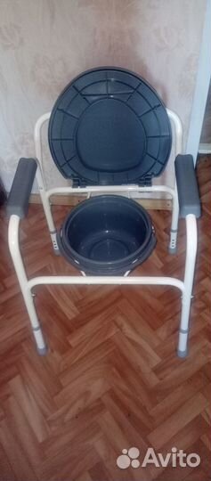 Санитарный стул туалет