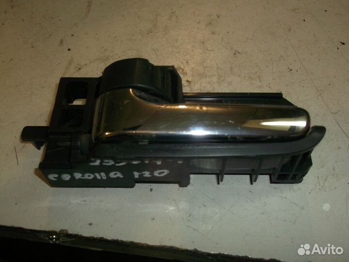 Ручка двери внутренняя левая (Toyota Corolla)