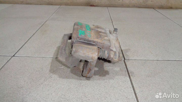 Суппорт задний левый Subaru Impreza 3