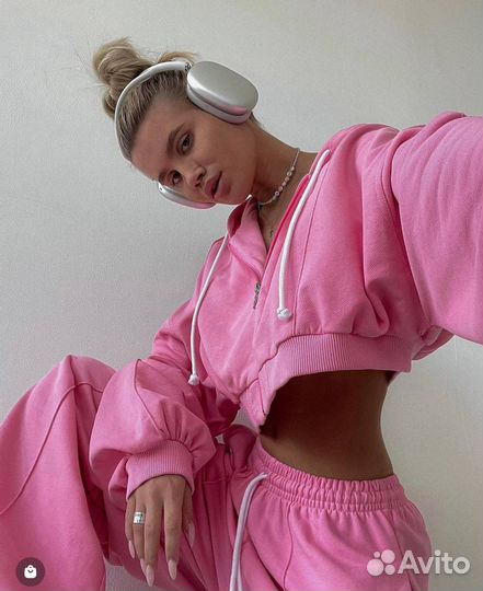 Женский спортивный костюм розовый