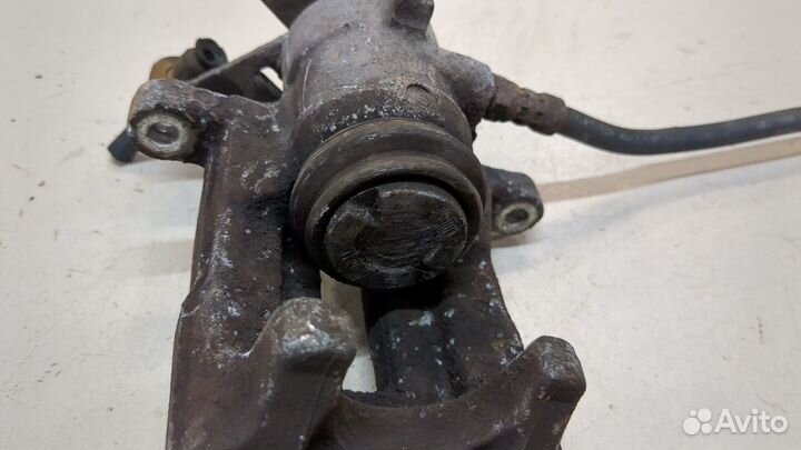 Суппорт Alfa Romeo 156, 2001