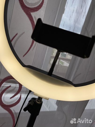 Кольцевая лампа 33см