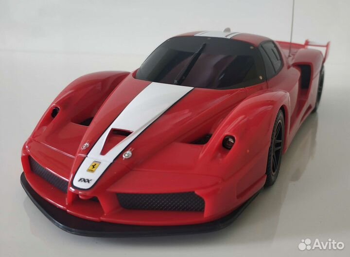 Модель ferrari 1/20
