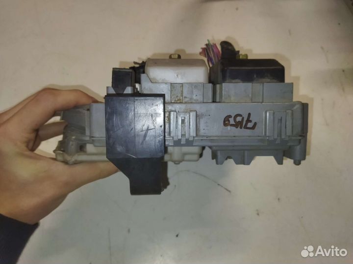 Блок предохранитель Jeep Cherokee/Liberty