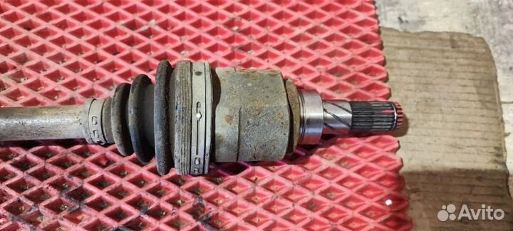 Привод задний левый Nissan X-Trail T31