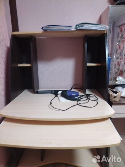 Компьютерный стол