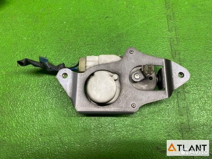 Активатор замка крышки бензобака mitsubishi delica