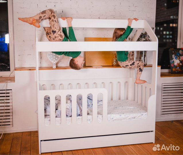 Детская кровать Домик с ящиками